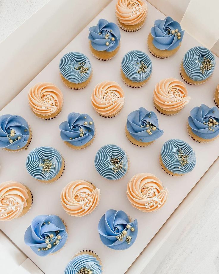 Corporate Deluxe 3 Cupcakes